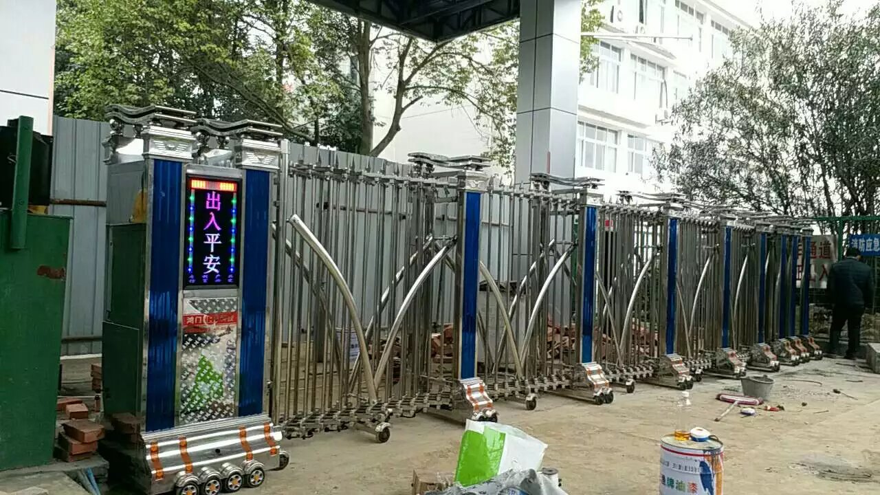 邯郸邯山区邯郸邯山区四川绵阳市飞机场伸缩门